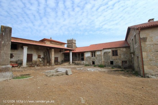 Villa en venta en Pantón (Lugo)