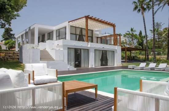  Villa en venta en Marbella (Málaga) 