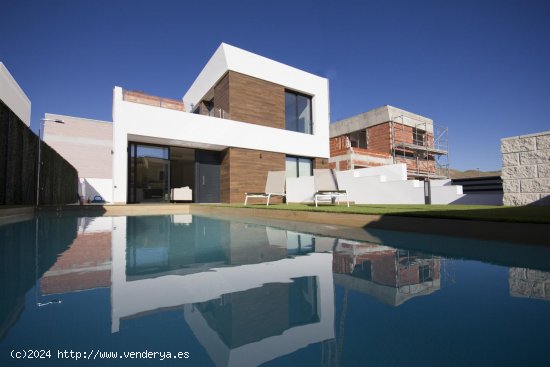 Villa en venta en El Campello (Alicante)