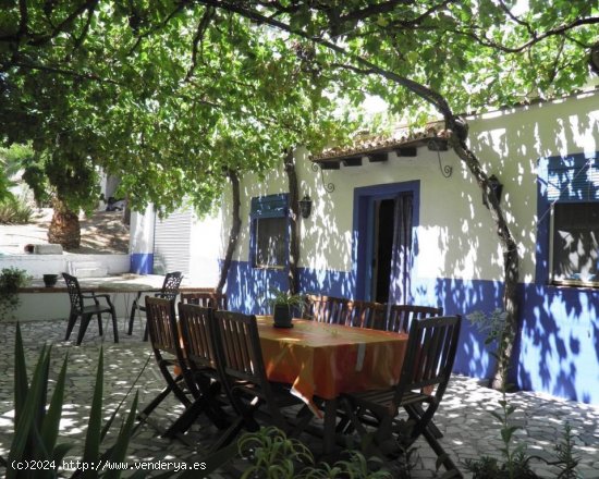 Local en venta en Huétor Tájar (Granada)