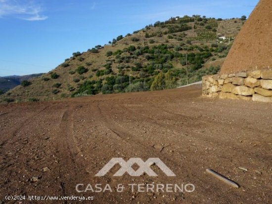 Parcela en venta en Canillas de Aceituno (Málaga)