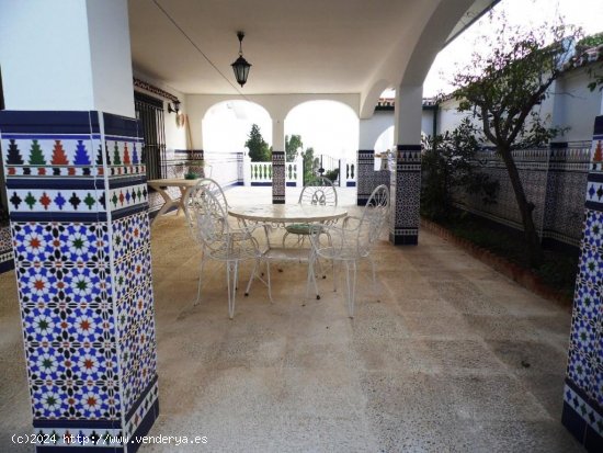 Villa en venta en Caleta de Vélez (Málaga)