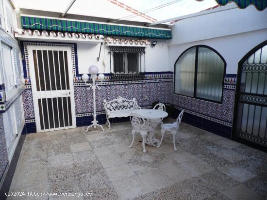 Villa en venta en Caleta de Vélez (Málaga)