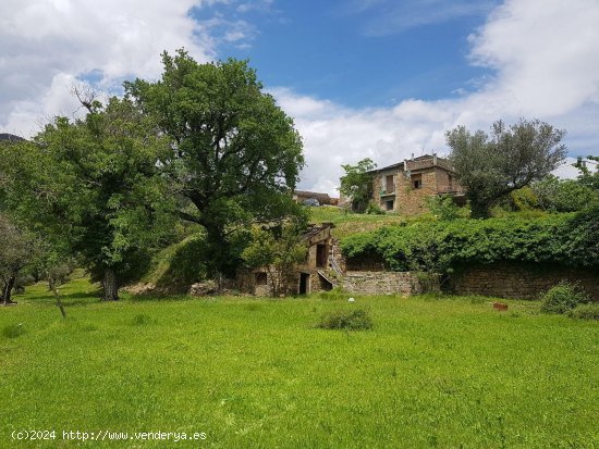 Villa en venta en El Pueyo de Araguás (Huesca)