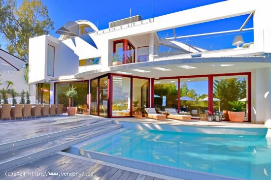  Villa en venta en Marbella (Málaga) 