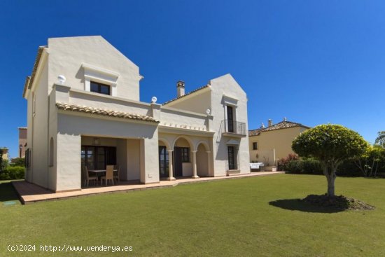 Villa en venta en Sotogrande (Cádiz)