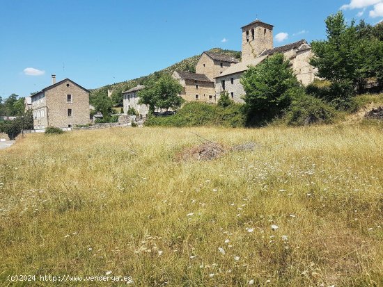 Parcela en venta en Sabiñánigo (Huesca)