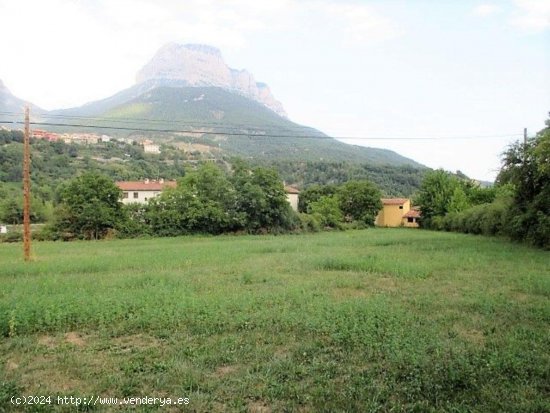 Solar en venta en Puértolas (Huesca)