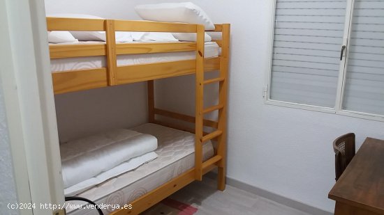 Piso en venta en Alicante (Alicante)