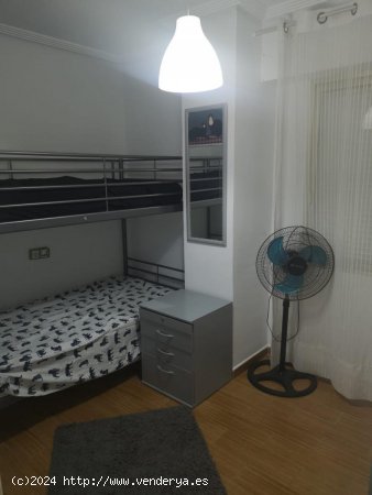 Piso en venta en Alicante (Alicante)