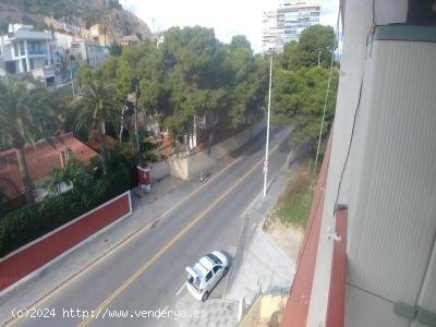 Piso en venta en Alicante (Alicante)