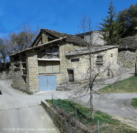 Villa en venta en La Fueva (Huesca)