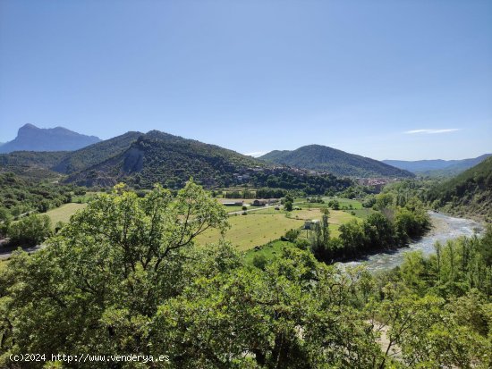 Casa en venta en Boltaña (Huesca)