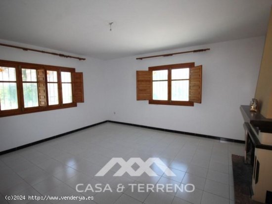 Finca en venta en Canillas de Aceituno (Málaga)