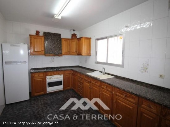 Finca en venta en Canillas de Aceituno (Málaga)