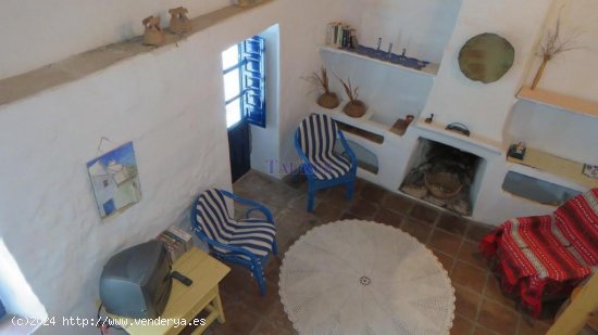 Casa en venta en Canillas de Albaida (Málaga)