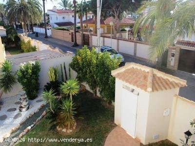 Chalet en venta en Orihuela (Alicante)