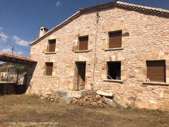 Casa en venta en Orejana (Segovia)