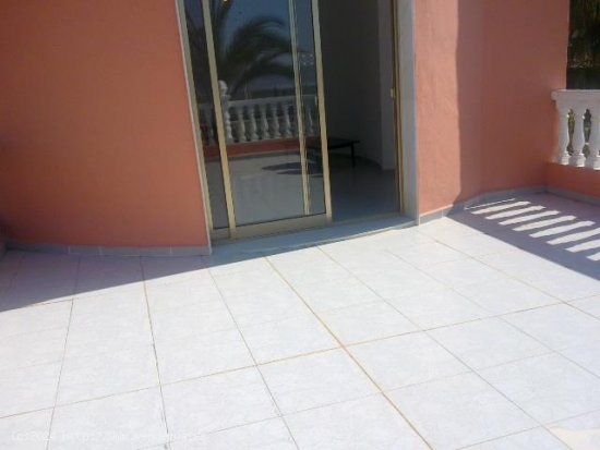 Chalet en venta en Torrevieja (Alicante)