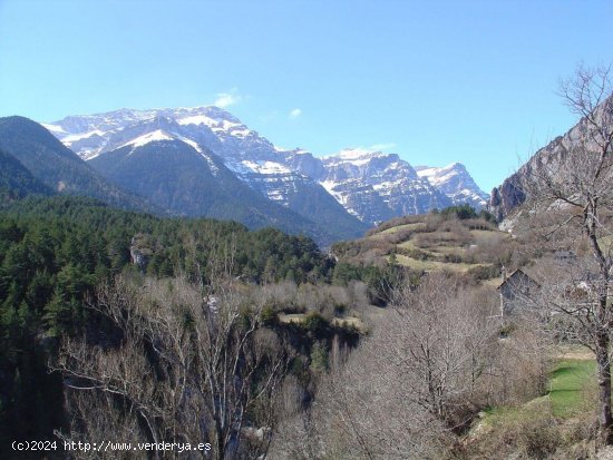 Villa en venta en Bielsa (Huesca)