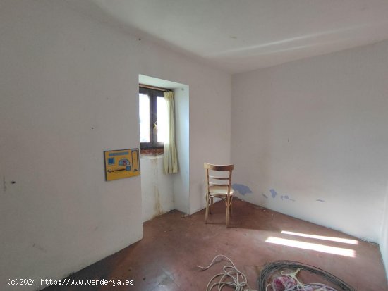 Villa en venta en La Fueva (Huesca)