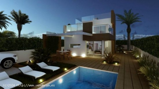 Chalet en venta en Guardamar del Segura (Alicante)