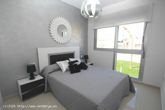 Bungalow en venta en construcción en Torrevieja (Alicante)