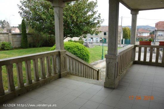 Villa en venta en Pontevedra (Pontevedra)