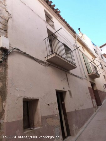 Casa en venta en Valdealgorfa (Teruel)