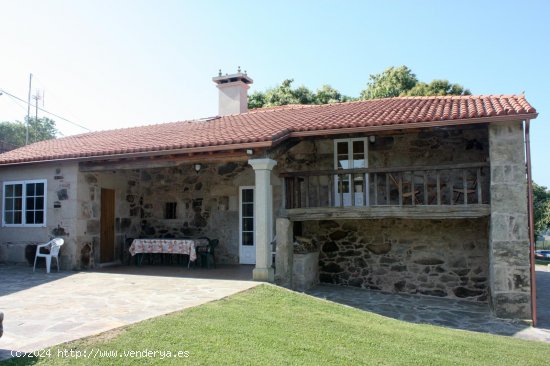 Casa en venta en Estrada, A (Pontevedra)