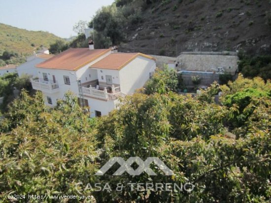 Villa en venta en Viñuela (Málaga)