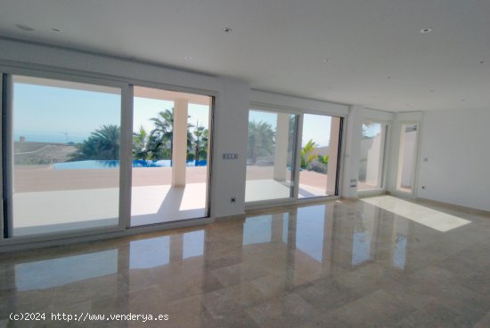 Villa en venta a estrenar en Moraira (Alicante)