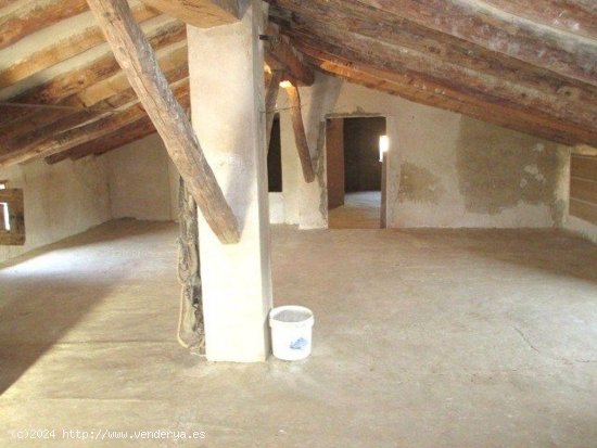 Casa en venta en Peralta de Alcofea (Huesca)