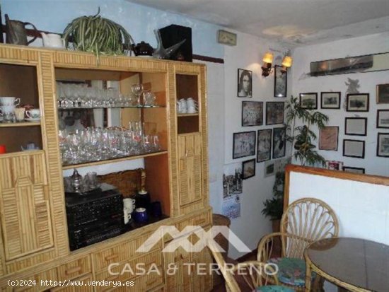 Chalet en venta en Riogordo (Málaga)