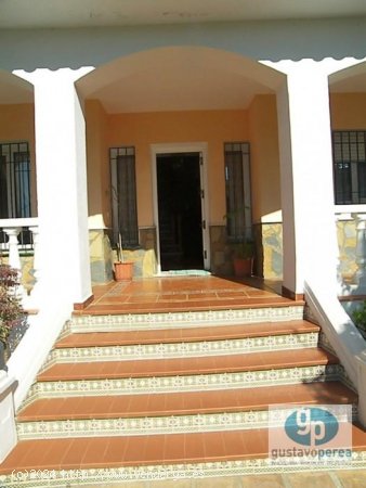 Villa en venta en Alhaurín de la Torre (Málaga)