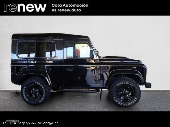 Land Rover Defender SW SE 90 CORTO de 2009 con 232.000 Km por 43.000 EUR. en Madrid