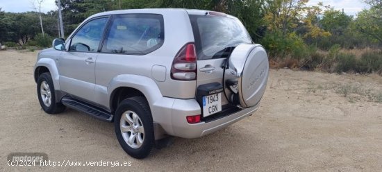 Toyota Land Cruiser VXL Automatico de 2003 con 171.000 Km por 25.000 EUR. en Madrid