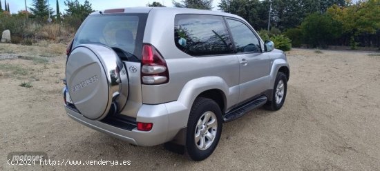 Toyota Land Cruiser VXL Automatico de 2003 con 171.000 Km por 25.000 EUR. en Madrid