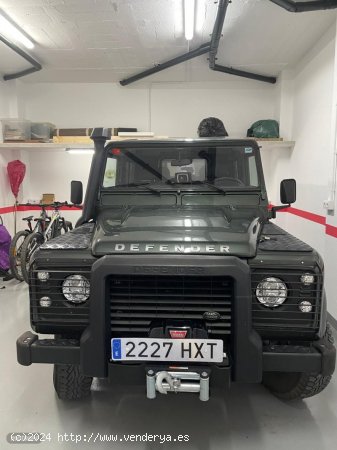 Land Rover Defender 5.0 V8 525 90 Auto 4WD de 2016 con 133.897 Km por 42.500 EUR. en Barcelona