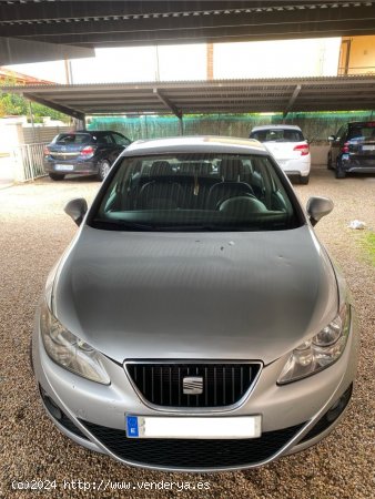  Seat Ibiza SEAT IBIZA STYLE 1.6TDI CR 90 DPF / 5P. Sep. 2009 de 2009 con 197.000 Km por 5.400 EUR. e 