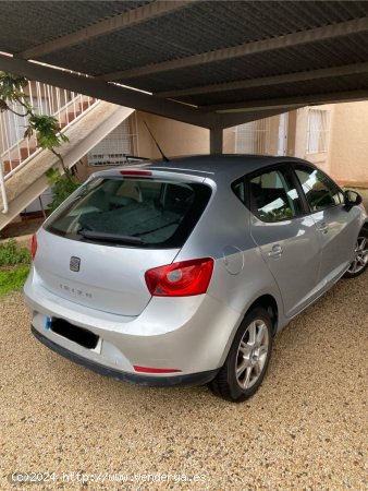 Seat Ibiza SEAT IBIZA STYLE 1.6TDI CR 90 DPF / 5P. Sep. 2009 de 2009 con 197.000 Km por 5.400 EUR. e