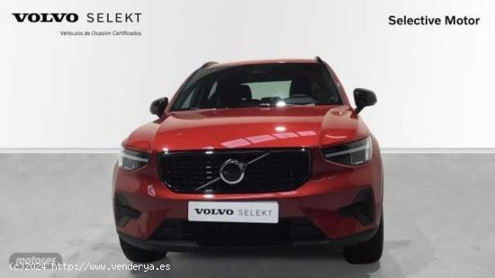 Volvo XC40 Plus, B3 Mild hybrid, Gasolina, Dark de 2024 con 15 Km por 38.900 EUR. en Cantabria