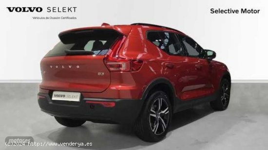 Volvo XC40 Plus, B3 Mild hybrid, Gasolina, Dark de 2024 con 15 Km por 38.900 EUR. en Cantabria