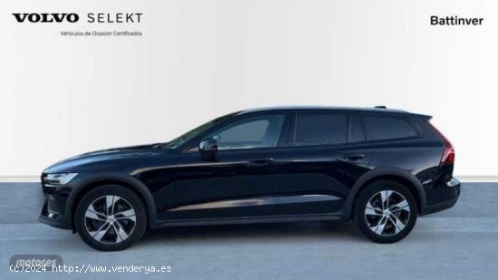 Volvo V 60 V60 Cross Country Core, B4 (diesel) AWD, Diesel de 2022 con 40.875 Km por 38.900 EUR. en 