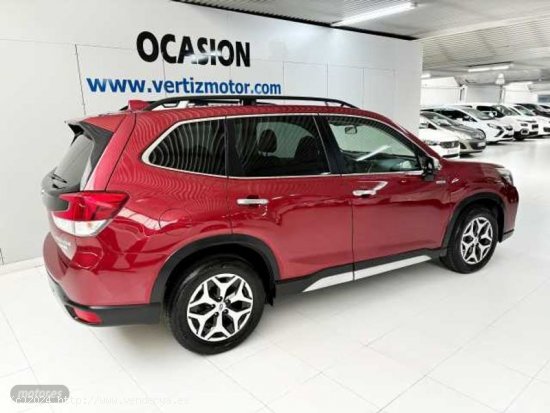 Subaru Forester 2.0i Hybrid Executive Plus CVT de 2021 con 57.000 Km por 31.400 EUR. en Guipuzcoa