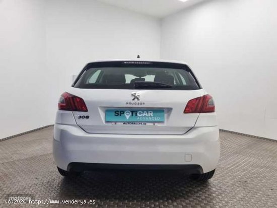 Peugeot 308 BlueHDi 100 Access 73 kW (100 CV) de 2020 con 70.000 Km por 13.900 EUR. en MADRID