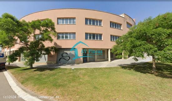 EDIFICIO DE OFICINAS EN VENTA EN SANTA COLOMA DE CERVELLO - BARCELONA