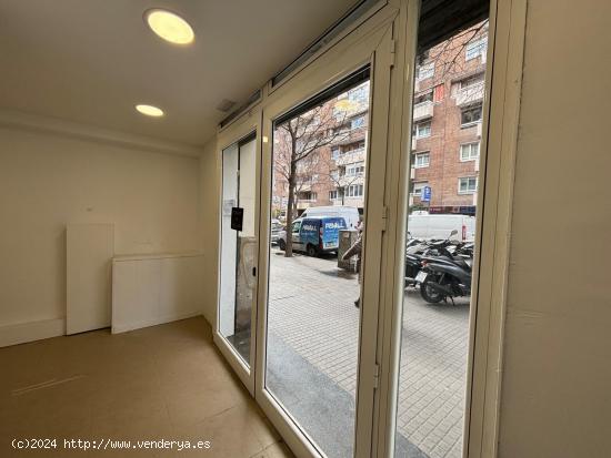 Venta de local comercial en Barcelona - BARCELONA