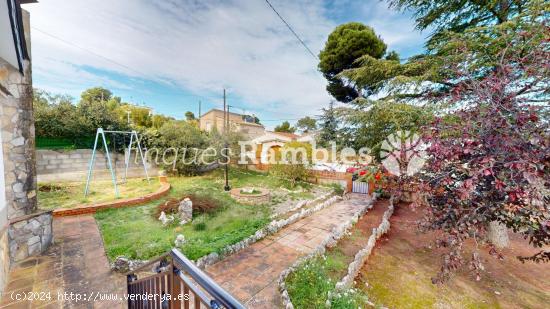 CASA EN VENDA A PINEDES DE L'ARMENGOL - BARCELONA