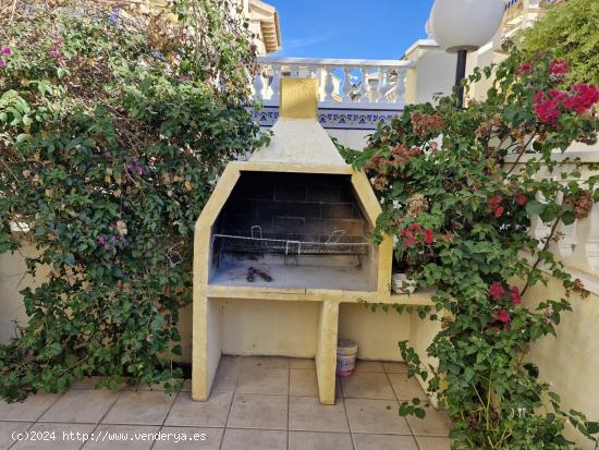 Bungalow con piscina en Playa de La Mata - ALICANTE